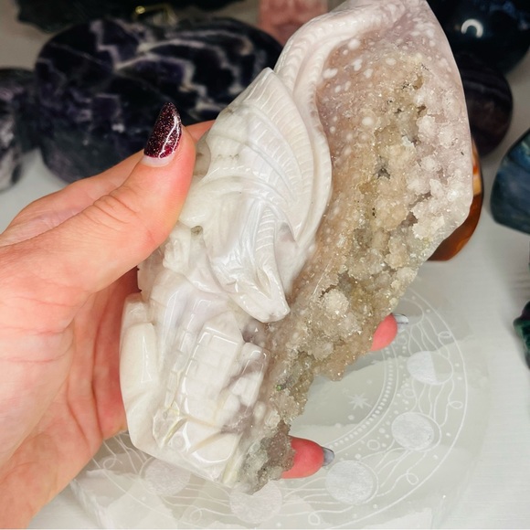 Pink Amethyst Dragon Druzy Carving 🐉 - Picture 5 of 5